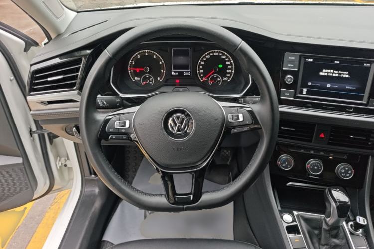 Used Volkswagen Sagitar 2020 280TSI DSG Comfort Version China VI Standard Steering Wheel