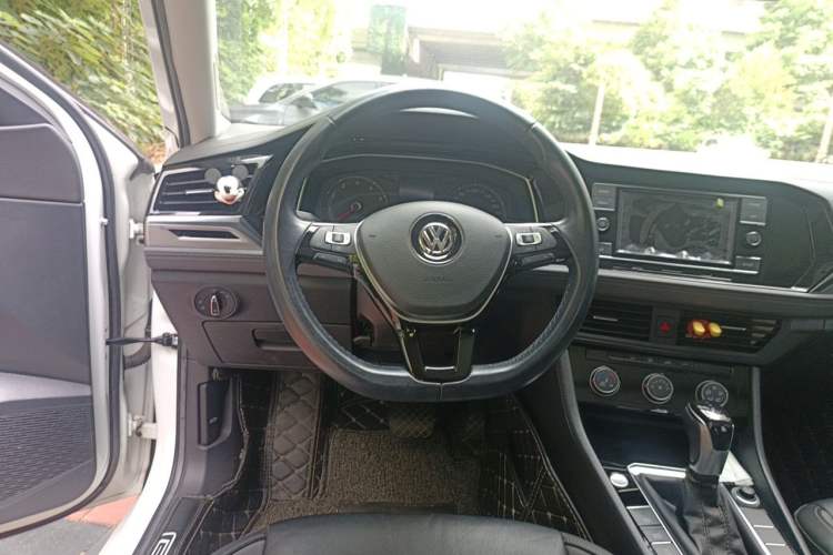 Used Volkswagen Sagitar 2020 280TSI DSG Comfort Version China VI Standard Steering Wheel