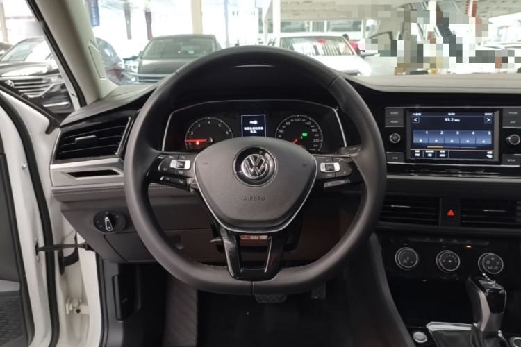 Used Volkswagen Sagitar 2020 200TSI DSG Comfort Version China VI Standard Steering Wheel