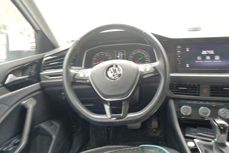 Used Volkswagen Sagitar 2020 280TSI DSG Comfort Version China VI Standard Steering Wheel