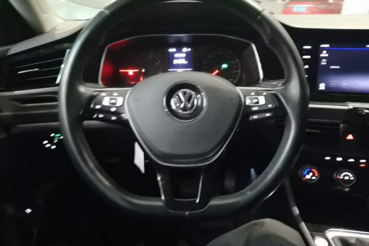 Used Volkswagen Sagitar 2020 200TSI DSG Comfort Version China VI Standard Steering Wheel