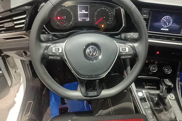 Used Volkswagen Sagitar 2020 280TSI DSG Comfort Version China VI Standard Steering Wheel
