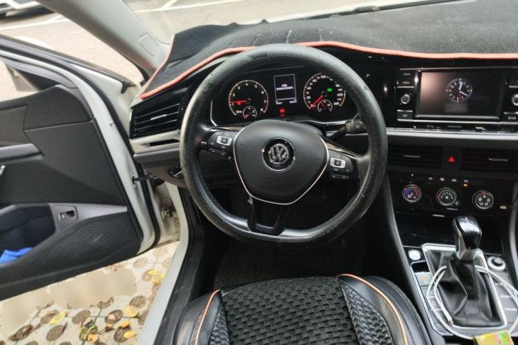 Used Volkswagen Sagitar 2020 280TSI DSG Comfort Version China VI Standard Steering Wheel