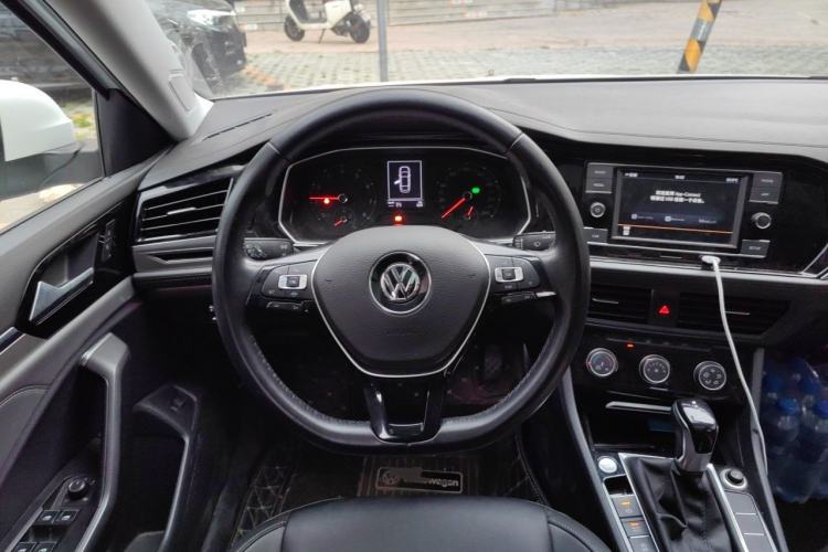 Used Volkswagen Sagitar 2020 280TSI DSG Luxury Version China VI Standard Steering Wheel