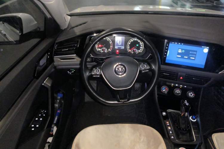 Used Volkswagen Sagitar 2020 280TSI DSG Comfort Version China VI Standard Steering Wheel