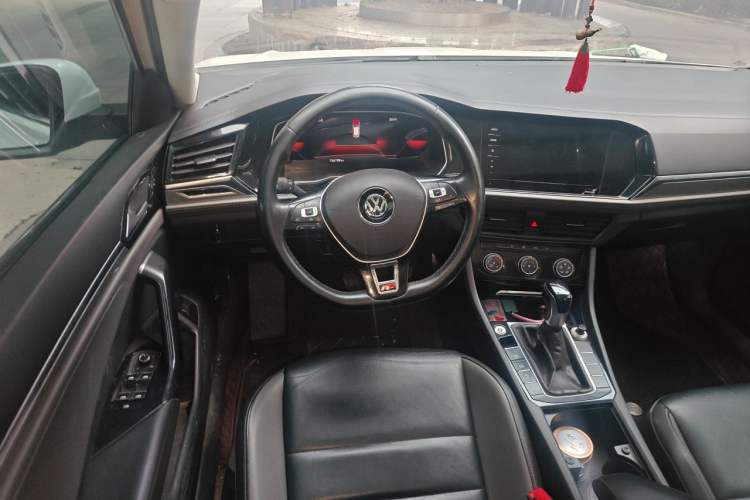 Used Volkswagen Sagitar 2020 280TSI DSG Comfort Version China VI Standard Steering Wheel