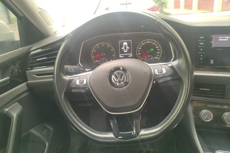 Used Volkswagen Sagitar 2020 280TSI DSG Comfort Version China VI Standard Steering Wheel