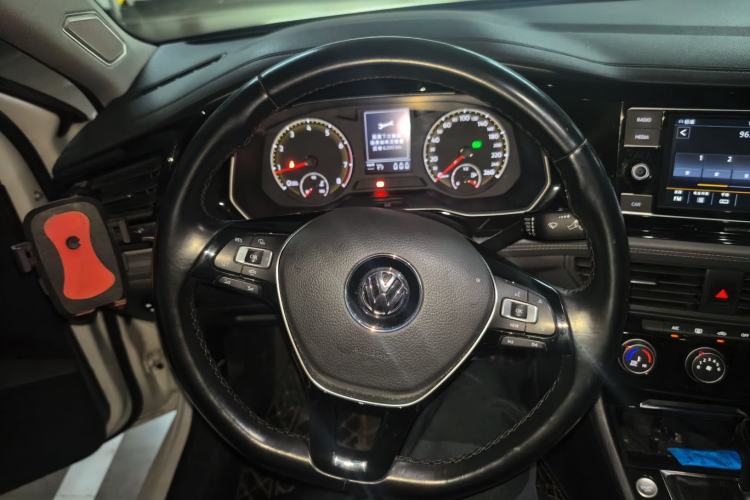 Used Volkswagen Sagitar 2020 200TSI DSG Comfort Version China VI Standard Steering Wheel