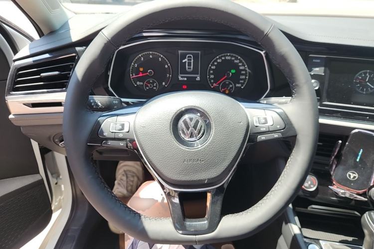 Used Volkswagen Sagitar 2020 280TSI DSG Comfort Version China VI Standard Steering Wheel