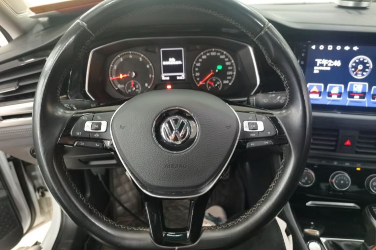 Used Volkswagen Sagitar 2020 200TSI DSG Comfort Version China VI Standard Steering Wheel