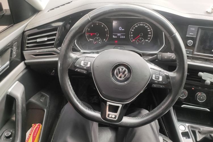 Used Volkswagen Sagitar 2020 200TSI Manual Comfort Version China VI Standard Steering Wheel