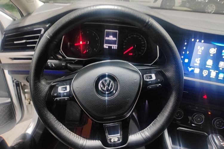 Used Volkswagen Sagitar 2020 280TSI DSG Comfort Version China VI Standard Steering Wheel
