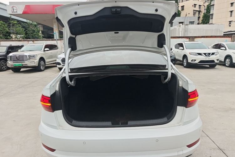 Used Volkswagen Sagitar 2020 280TSI DSG Comfort Version China VI Standard Trunk