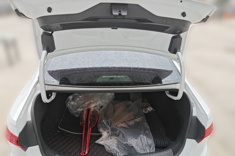 Used Volkswagen Sagitar 2020 200TSI DSG Comfort Version China VI Standard Trunk