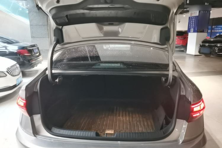 Used Volkswagen Sagitar 2020 200TSI DSG Comfort Version China VI Standard Trunk