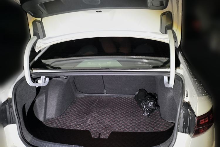 Used Volkswagen Sagitar 2020 280TSI DSG Comfort Version China VI Standard Trunk