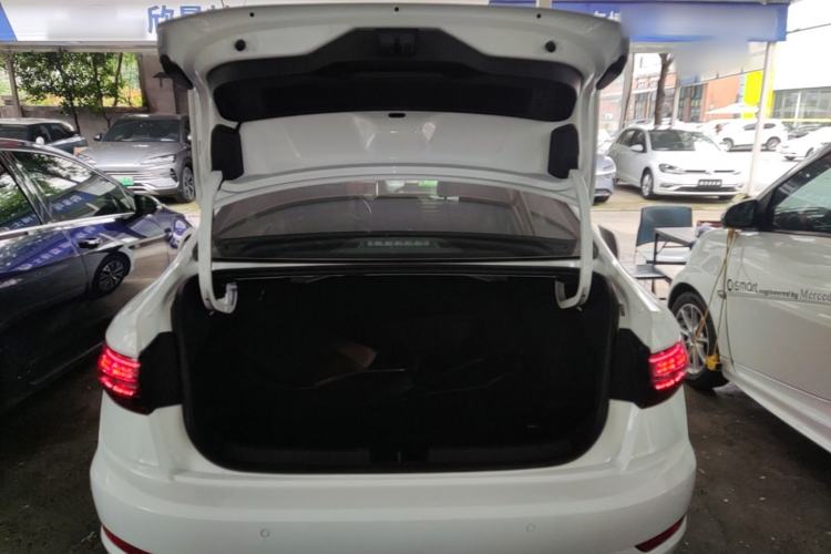 Used Volkswagen Sagitar 2020 280TSI DSG Comfort Version China VI Standard Trunk