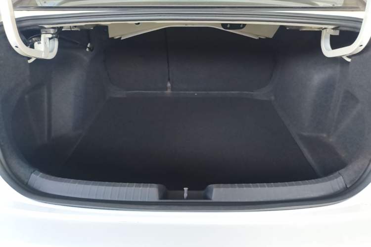 Used Volkswagen Sagitar 2020 280TSI DSG Comfort Version China VI Standard Trunk
