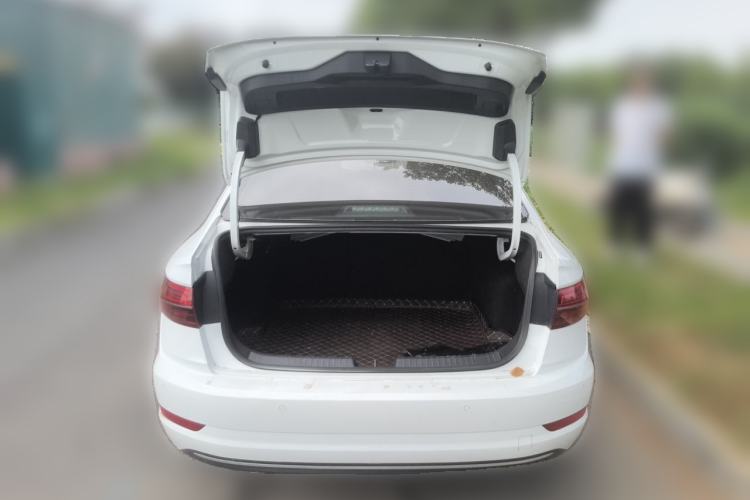 Used Volkswagen Sagitar 2020 200TSI DSG Fashion Edition China VI Standard Trunk