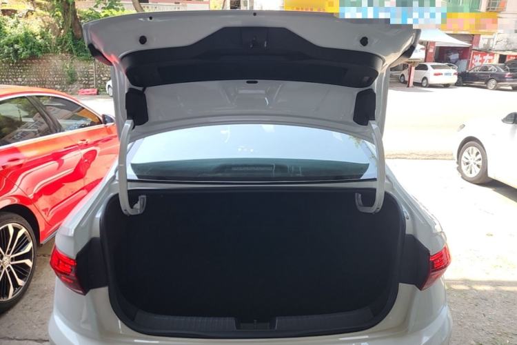 Used Volkswagen Sagitar 2020 280TSI DSG Comfort Version China VI Standard Trunk