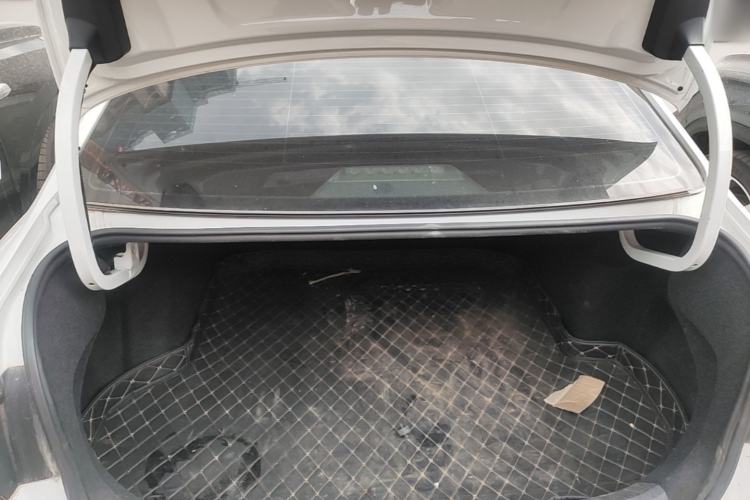 Used Volkswagen Sagitar 2020 200TSI Manual Comfort Version China VI Standard Trunk