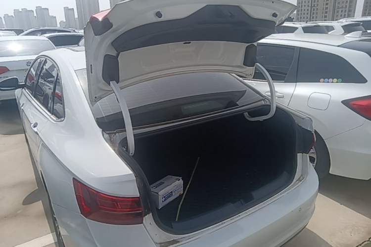 Used Volkswagen Sagitar 2020 280TSI DSG Comfort Version China VI Standard Trunk