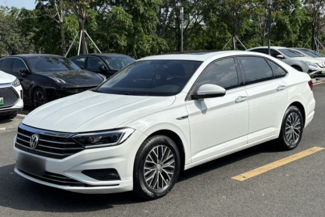 Ojetý Volkswagen Sagitar 2020 200TSI DSG Comfort Version China VI Standard