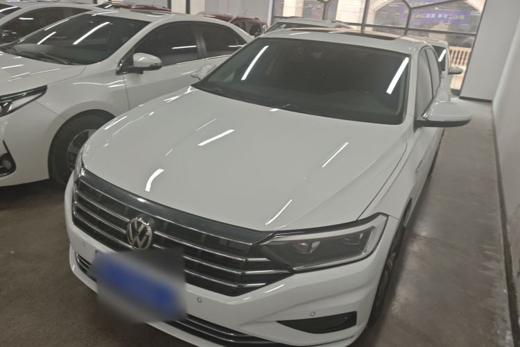 Used Volkswagen Sagitar 2020 280TSI DSG Luxury Version China VI Standard Guazi used car, China used car export, Used car for sale, Used  cars, Cheapest cars for sale