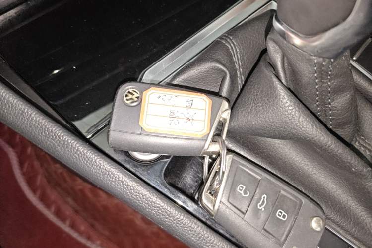 Used Volkswagen Sagitar 2020 280TSI DSG Luxury Version China VI Standard Vehicle Key