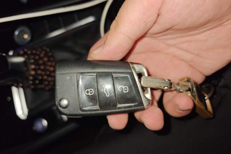 Used Volkswagen Sagitar 2020 200TSI DSG Comfort Version China VI Standard Vehicle Key