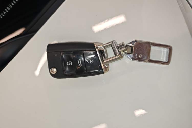 Used Volkswagen Sagitar 2020 280TSI DSG Comfort Version China VI Standard Vehicle Key
