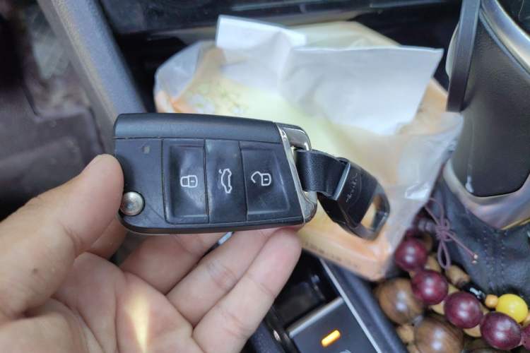 Used Volkswagen Sagitar 2020 280TSI DSG Comfort Version China VI Standard Vehicle Key