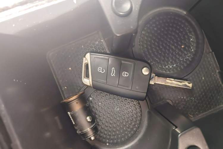 Used Volkswagen Sagitar 2020 200TSI DSG Comfort Version China VI Standard Vehicle Key