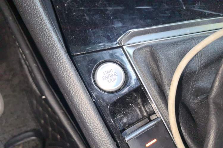 Used Volkswagen Sagitar 2020 280TSI DSG Comfort Version China VI Standard Vehicle Key