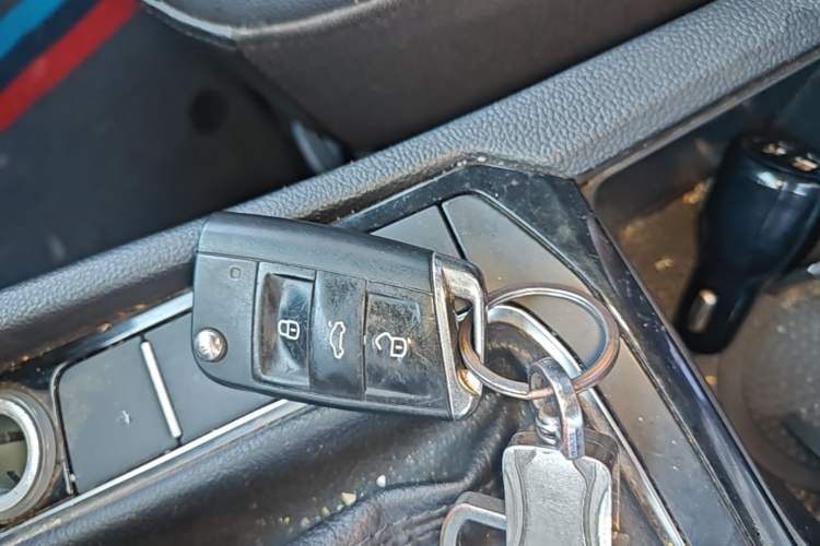Used Volkswagen Sagitar 2020 200TSI DSG Comfort Version China VI Standard Vehicle Key