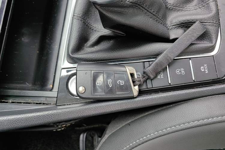 Used Volkswagen Sagitar 2020 280TSI DSG Comfort Version China VI Standard Vehicle Key