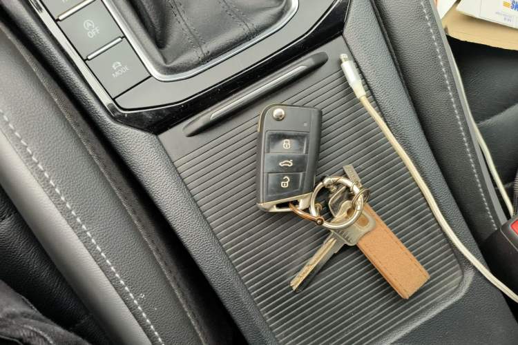 Used Volkswagen Sagitar 2020 280TSI DSG Comfort Version China VI Standard Vehicle Key