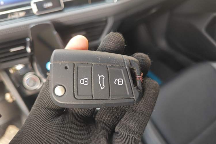 Used Volkswagen Sagitar 2020 280TSI DSG Comfort Version China VI Standard Vehicle Key