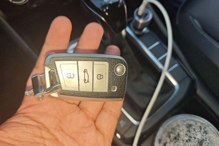 Used Volkswagen Sagitar 2020 200TSI DSG Comfort Version China VI Standard Vehicle Key
