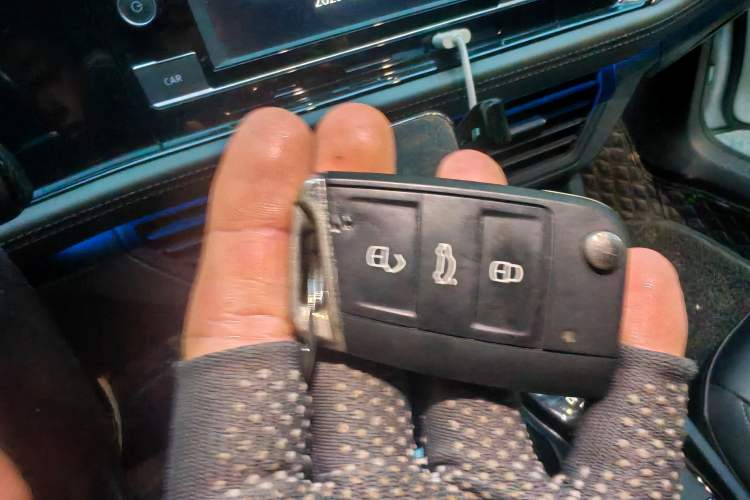 Used Volkswagen Sagitar 2020 280TSI DSG Comfort Version China VI Standard Vehicle Key