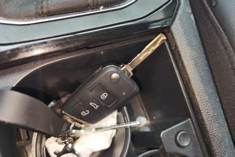 Used Volkswagen Sagitar 2020 280TSI DSG Comfort Version China VI Standard Vehicle Key