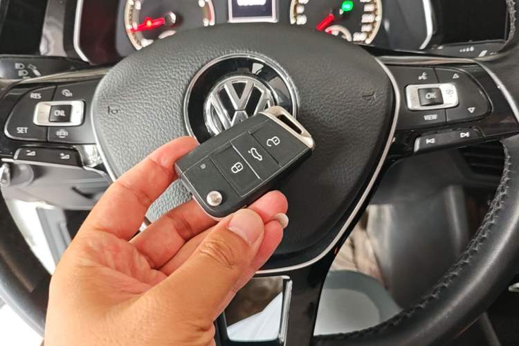Used Volkswagen Sagitar 2020 280TSI DSG Comfort Version China VI Standard Vehicle Key
