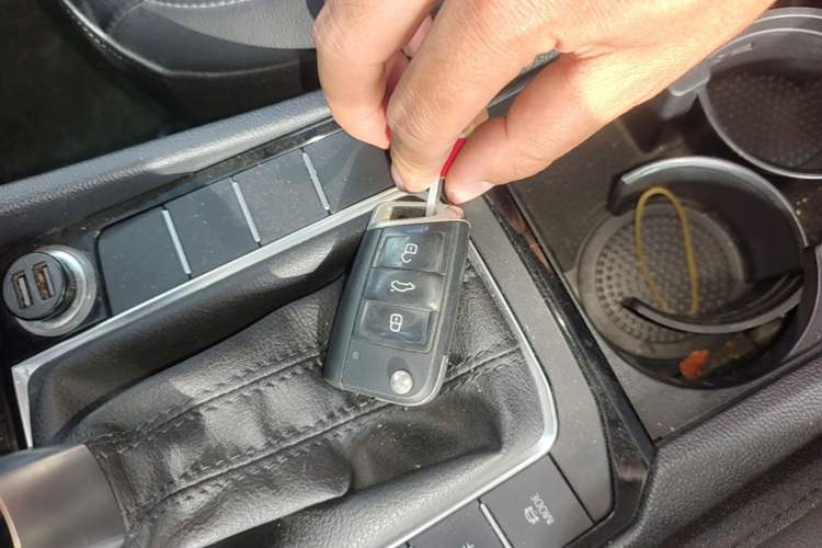 Used Volkswagen Sagitar 2020 280TSI DSG Comfort Version China VI Standard Vehicle Key
