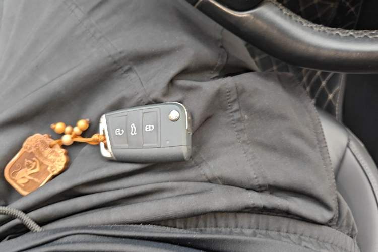 Used Volkswagen Sagitar 2020 280TSI DSG Comfort Version China VI Standard Vehicle Key