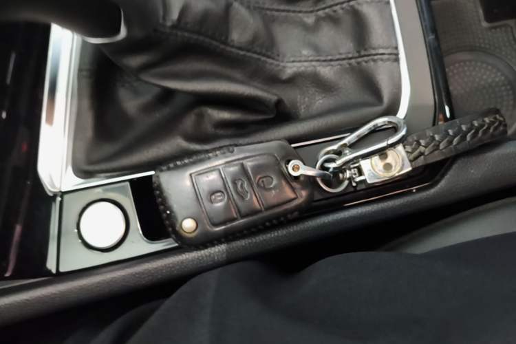 Used Volkswagen Sagitar 2020 280TSI DSG Comfort Version China VI Standard Vehicle Key