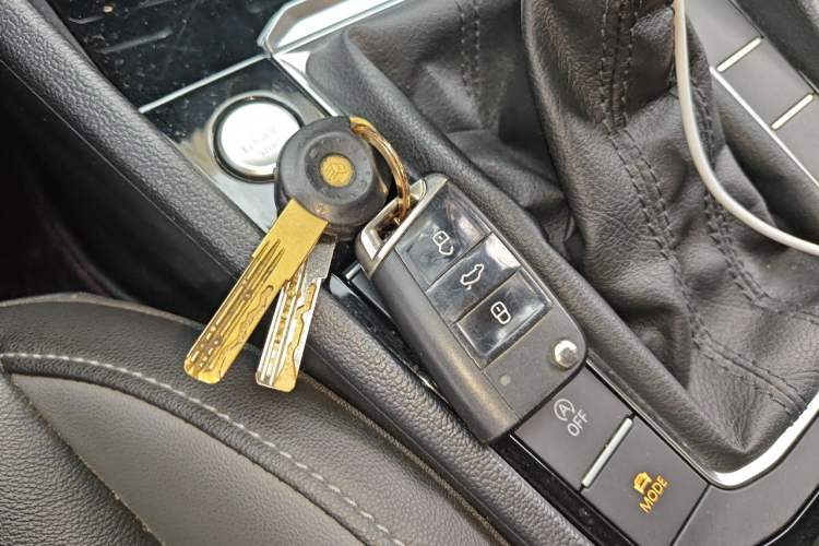 Used Volkswagen Sagitar 2020 200TSI DSG Comfort Version China VI Standard Vehicle Key