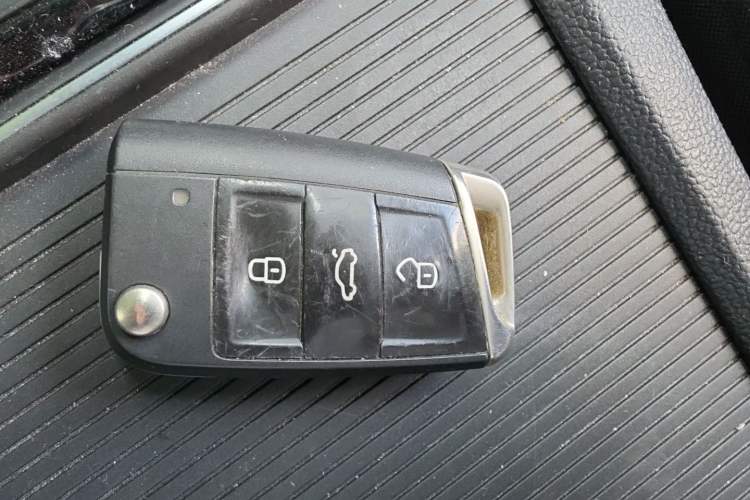 Used Volkswagen Sagitar 2020 280TSI DSG Comfort Version China VI Standard Vehicle Key