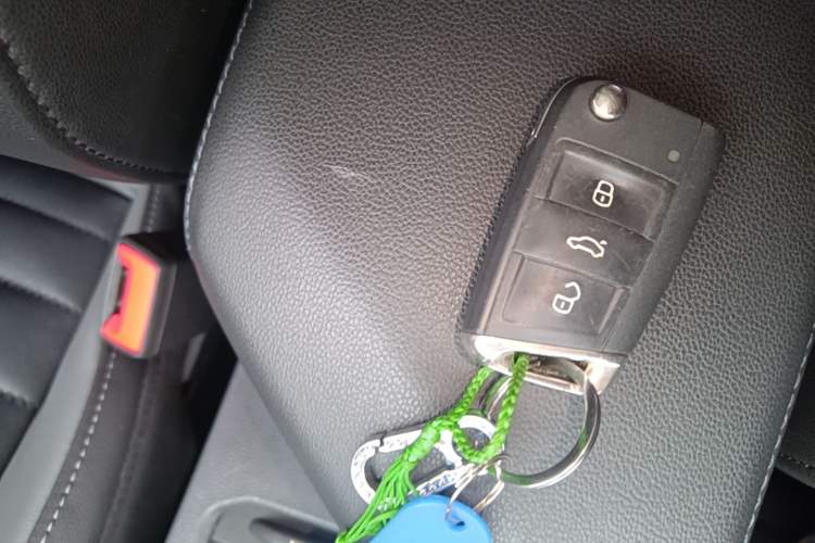 Used Volkswagen Sagitar 2020 280TSI DSG Comfort Version China VI Standard Vehicle Key