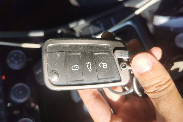 Used Volkswagen Sagitar 2020 280TSI DSG Comfort Version China VI Standard Vehicle Key