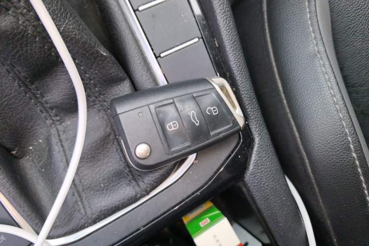 Used Volkswagen Sagitar 2020 280TSI DSG Comfort Version China VI Standard Vehicle Key